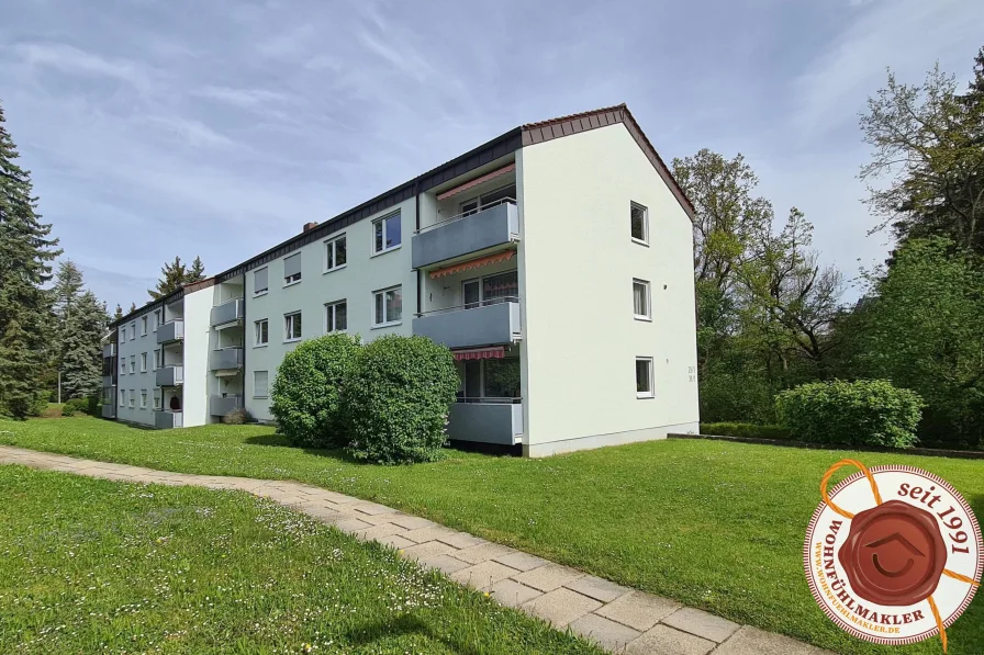 Gebäudeansicht - Wohnung kaufen in Balingen - Stadtnahe und helle 3,5-Zimmer-Eigentumswohnung in Balingen!