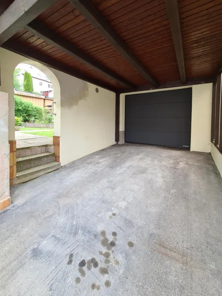 Überdachung_Carport bei Garage