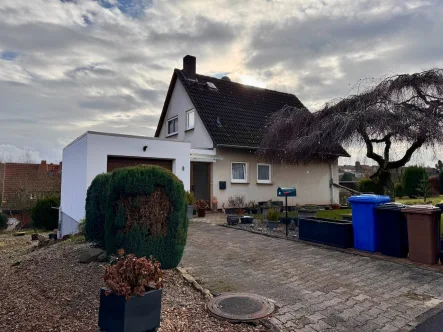 Nordansicht_Freienhagen - Haus kaufen in Waldeck - Gemütliches Einfamilienhaus mit großem Grundstück & Garage in Freienhagen