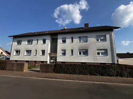 Objektansicht - Wohnung mieten in Erlensee - 4 Zimmer-Wohnung mit Balkon im 1. OG in Erlensee - Langendiebach