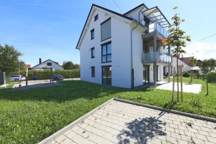 23055-SL-01 - Wohnung kaufen in Reutlingen - Wunderschöne und neuwertige Erdgeschosswohnung mit großer Terrasse und Gartenanteil