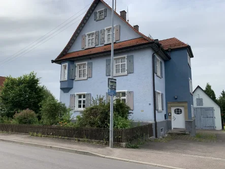 Außen - Haus kaufen in Fichtenau / Lautenbach - Stark renovierungsbedürftiges, großzügiges Wohnhaus mit separater Garage