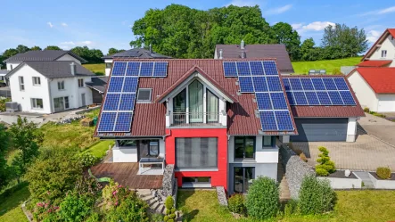 Außenansicht - Haus kaufen in Bad Wurzach - Modernes Familiendomizil - Energieeffizientes Einfamilienhaus Nähe Bad Wurzach