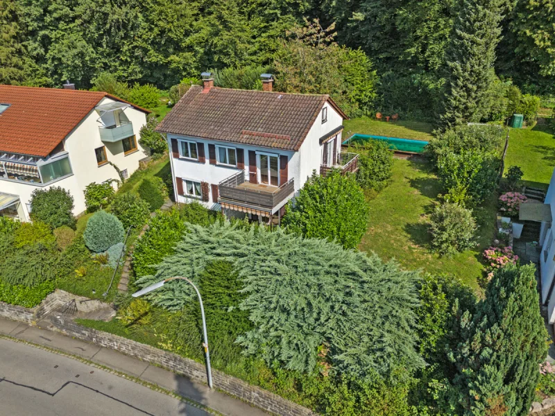 Gebäudeansicht - Haus kaufen in Ravensburg - Einfamilienhaus in idyllischer Wohnlage in Zentrumsnähe von Ravensburg