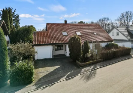 Titel Ansicht - Haus kaufen in Ravensburg - Grosszügiges Zweifamilienhaus in ruhiger Wohnlage- Weststadt