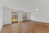 Schlafzimmer Hanggeschoss mit Gartenzugang