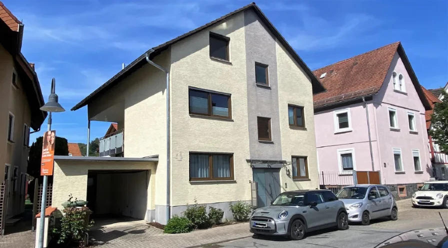 Bild1 - Wohnung kaufen in Laudenbach - Gemütliches Ambiente