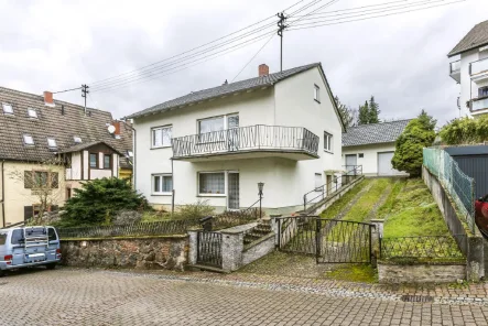 Bild1 - Haus kaufen in Hirschberg an der Bergstraße - Großes Grundstück inklusive