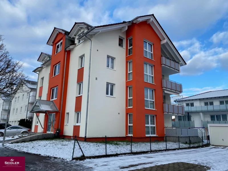 Außenansicht des Hauses - Wohnung mieten in Trossingen - Stilvoll bis ins kleinste Detail.