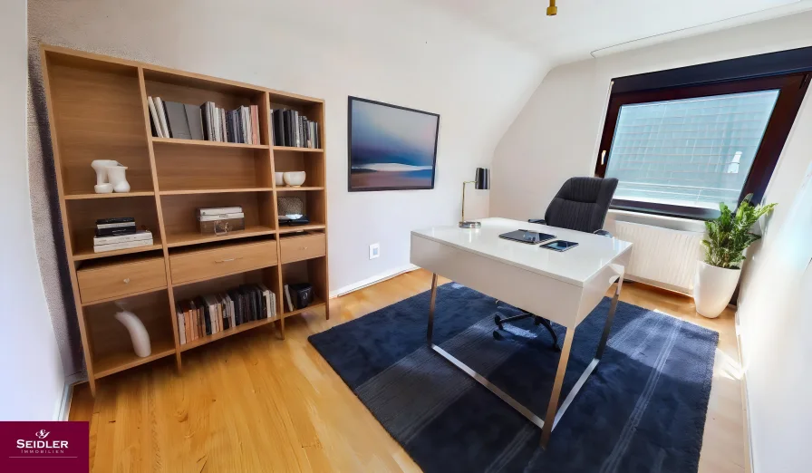 Büro/Ankleidezimmer im OG - Virtual Staging