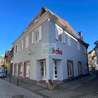 Außenansicht - Zinshaus/Renditeobjekt kaufen in Offenburg - Wohn- und Geschäftsgebäude in der Offenburger Innenstadt