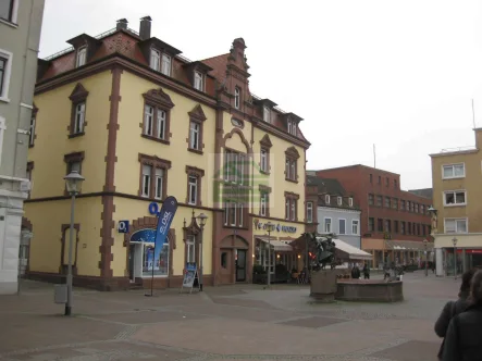 Außenansicht - Wohnung mieten in Offenburg - 3-Zimmer-Wohnung mitten in Offenburger Stadtmitte