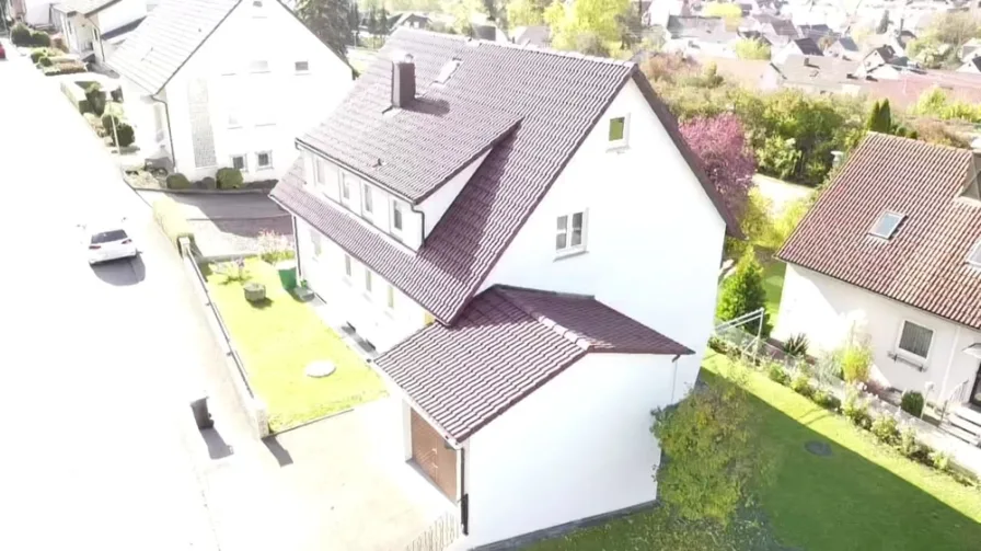 Außenansicht2 - Haus kaufen in Wurmlingen - Familie, Familie, Familie - Mehrgenerationenhaushalt erstrebenswerter denn je!