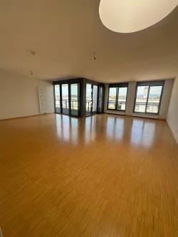 Große Wohnung Wohnzimmer - Wohnung mieten in Frankfurt - Penthouse Wohnung im Herzen von Frankfurt Bockenheim/Westend-Süd!