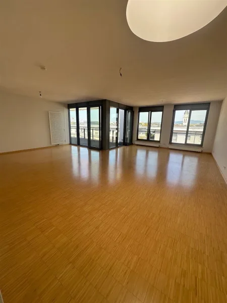 Große Wohnung Wohnzimmer - Wohnung mieten in Frankfurt - Penthouse Wohnung im Herzen von Frankfurt Bockenheim/Westend-Süd!