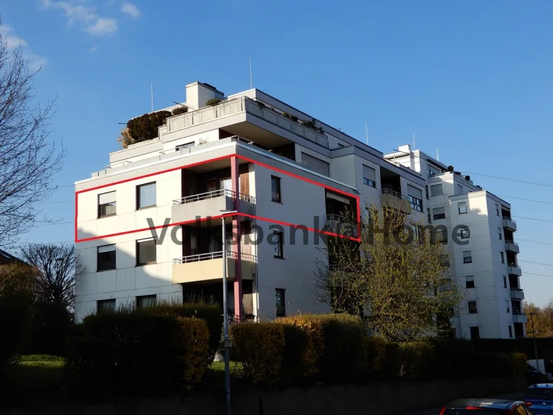 Titelbild  - Wohnung kaufen in Holzgerlingen - Familien aufgepasst: Toller Grundriss - gute Lage!