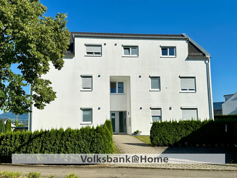 Ansicht NW  - Wohnung kaufen in Ofterdingen - Schöne 3 Zimmer Souterrain - Wohnung mit Gartenterrasse, Carport und Außenstellplatz - vermietet -