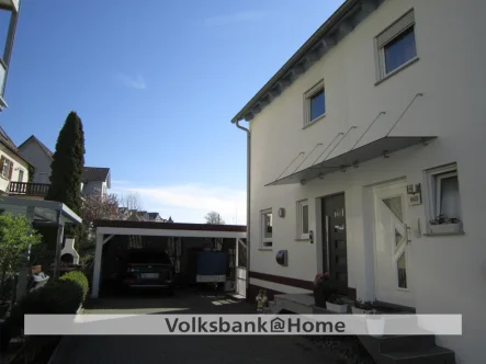 Ansicht Eingang - Haus kaufen in Horb am Neckar - Doppelhaushälfte mit Garten am Rande der Altstadt von Horb