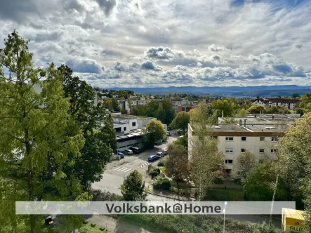 Titelbild - Wohnung kaufen in Tübingen - Modernisierte und sehr ansprechende 2-Zimmer-Wohnung mit tollem Ausblick