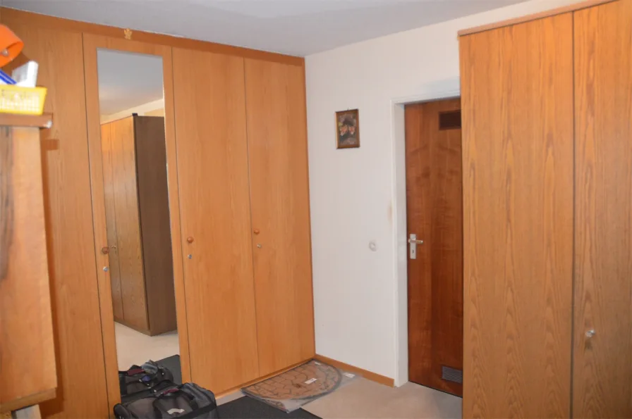 Flur mit Einbauschrank