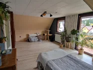 Großes Schlafzimmer OG