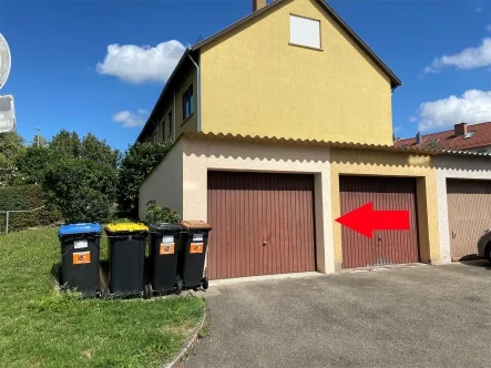 Garage - Garage/Stellplatz kaufen in Reutlingen - Garage im Burgholz zu verkaufen