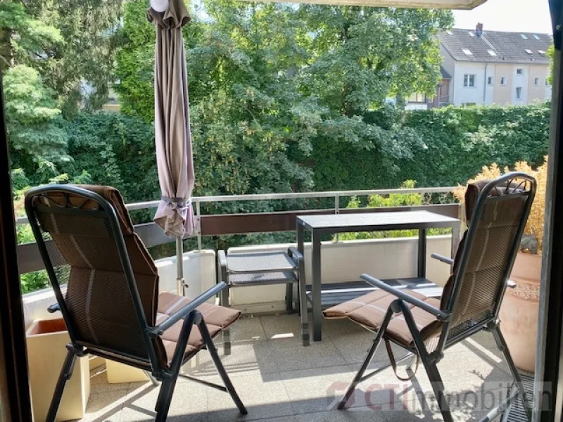 Balkon Ansicht 1 - Wohnung kaufen in Mülheim an der Ruhr - !!KAUFPREISREDUZIERUNG!! ZENTRALER GEHT´S NICHT!! 3 Zi. Whg.  FÜR STADTMENSCHEN,  MIT SONNENBALKON