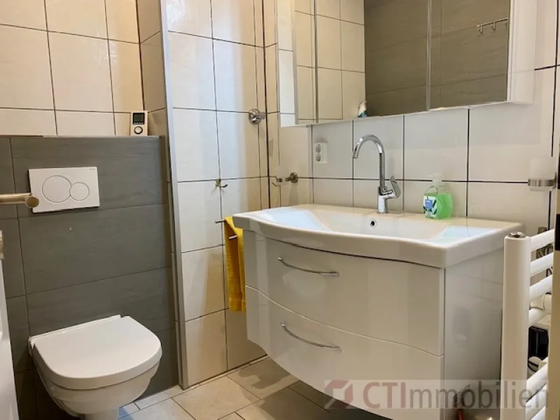 Badezimmer Ansicht 1