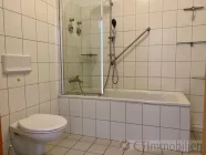 Badezimmer Ansicht 1