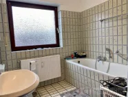 Badezimmer Ansicht 1