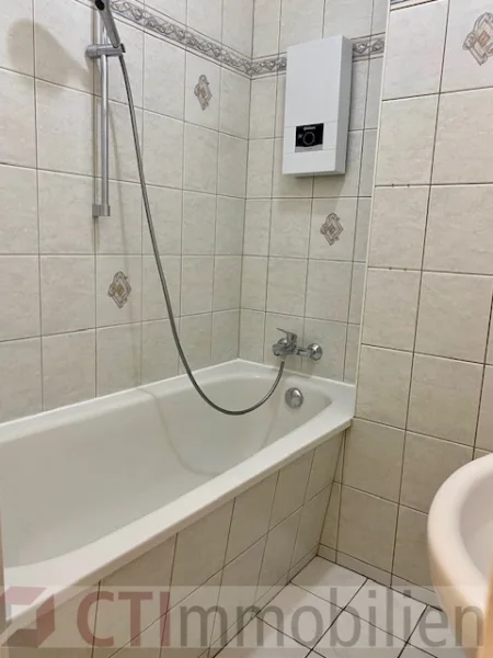 Badezimmer Ansicht 1