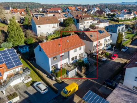 Hausansicht - Haus kaufen in Adelberg - Sofort frei: DHH in Adelberg *Erholungsort zwischen Rems- und Filstal*