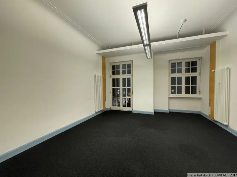 Exposebild - Büro/Praxis mieten in Karlsruhe - Büroflächen in stilvollem Altbau direkt am Bahnhof