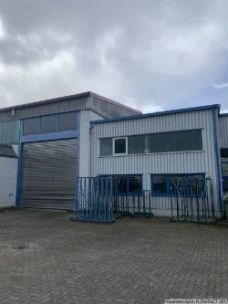 Aussenansicht - Halle/Lager/Produktion mieten in Karlsruhe - Produktions- und Lagerflächen in attraktiver Lage in KA-Nordost