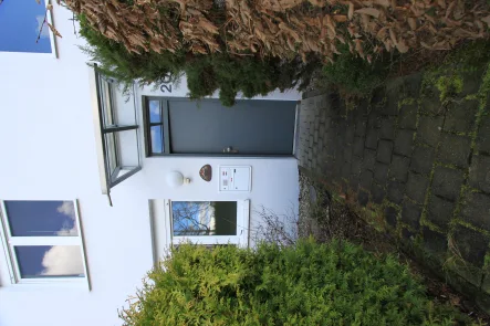 IMG_2653 - Wohnung mieten in Heilbronn - HN-Ost, Schicke 3-Zimmer-Wohnung mit Terrasse und kleinem Garten