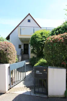 IMG_5266 - Haus kaufen in Heilbronn - Schmuckstück! DHH im Sanierungszustand mit romantischer Gartenanlage an unverbaubarer Feldrandlage