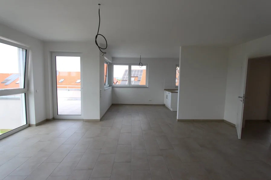  - Wohnung mieten in Bönnigheim - Exklusive 4-Zimmer-Wohnung mit gehobener Ausstattung, EBK und Balkon in Bönnigheim