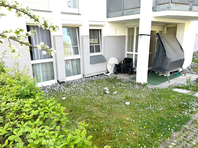 Garten-Terrasse 2 - Wohnung kaufen in Öhringen - Gemütliche 2-Zimmer-Erdgeschosswohnung mit eigener Terrasse