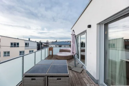 Titelbild - Wohnung kaufen in Erbach - Perfekte Wohnung für alle Altersklassen: Tolle Dachterrasse inklusive!!!