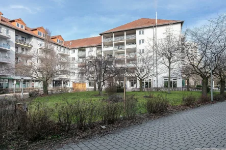 Außenansicht - Wohnung kaufen in Ulm - Tolle Kapitalanlage - 1-Zimmer-Seniorenappartement