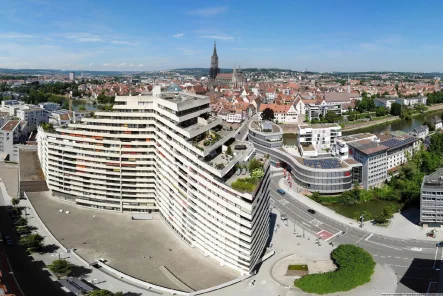 Ansicht - Wohnung kaufen in Neu-Ulm - Große Wohnung mit großem Ausblick!