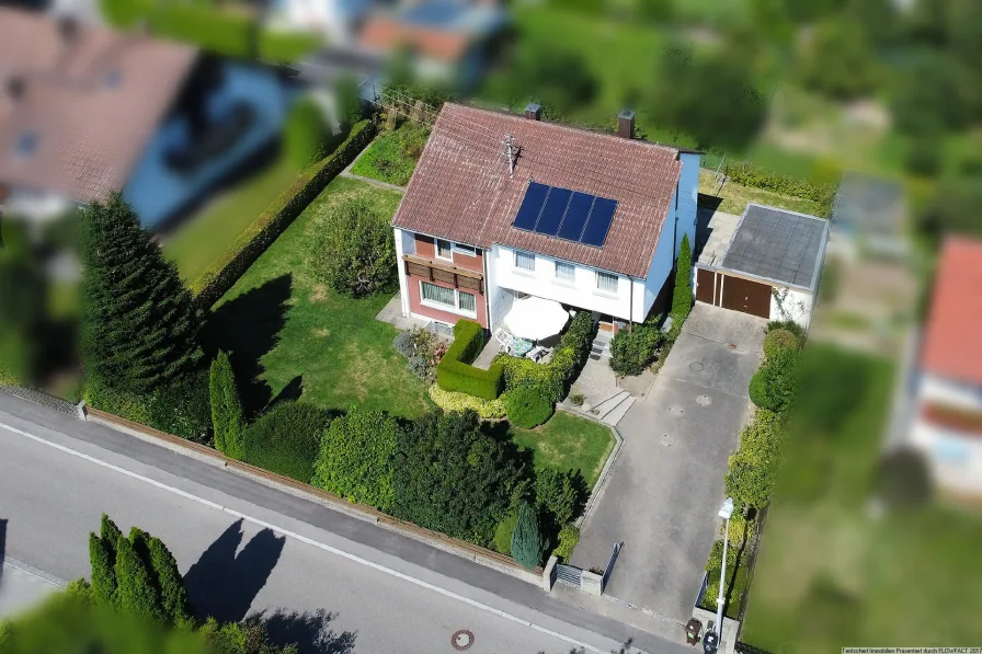 Titelbild - Haus kaufen in Illerkirchberg - Familienparadies: Großzügiges Einfamilienhaus mit viel Platz für Ihre Liebsten!!!