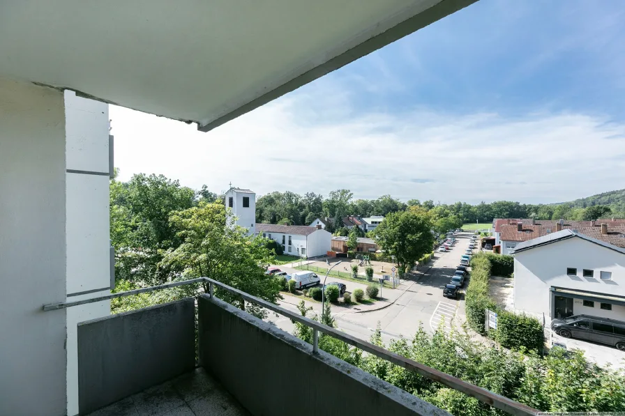 Ausblick - Wohnung kaufen in Elchingen - Toller Ausblick inklusive!