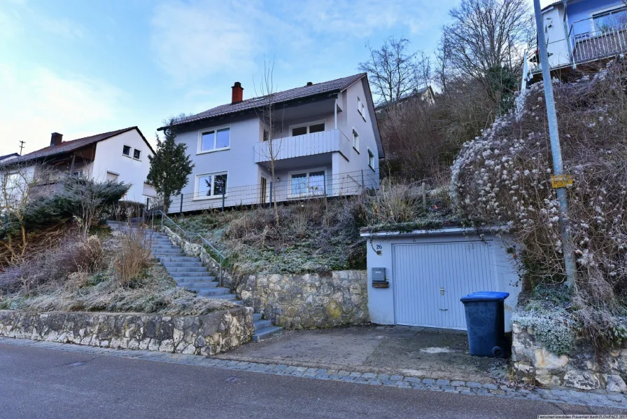 Titelbild - Haus kaufen in Blaustein - Ihr neues Zuhause - Wohnen mit Weitblick in ruhiger Hanglage