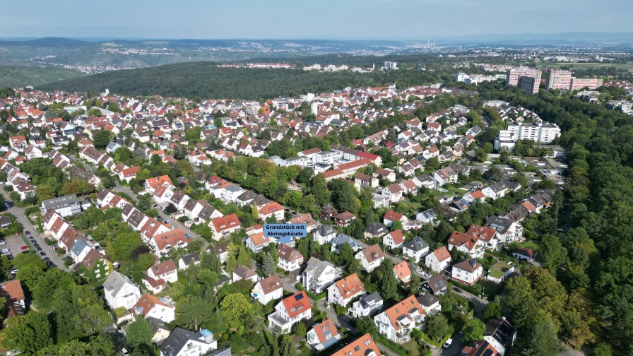 Lage / Grundstück mit Abrissgebäude von oben