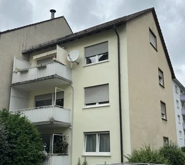 Rückansicht  - Wohnung kaufen in Heidelberg / Handschuhsheim - Charmante 2,5 Zimmer-Wohnung mit Balkon in HD-Handschuhsheim zu verkaufen!