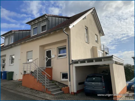 Hausansicht - Haus kaufen in Oberderdingen / Flehingen - **Vermietetes, neueres Einfamilienhaus DHH in Flehingen ** provisionsfrei