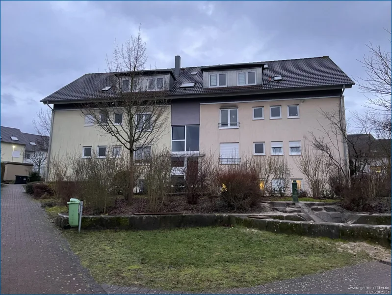 Hausansicht - Wohnung mieten in Walzbachtal / Jöhlingen - Kurzfristig beziehbare 2-ZW Erdgeschoss  mit Terrasse in ruhiger Wohnlage Walzbachtal-Jöhlingen!