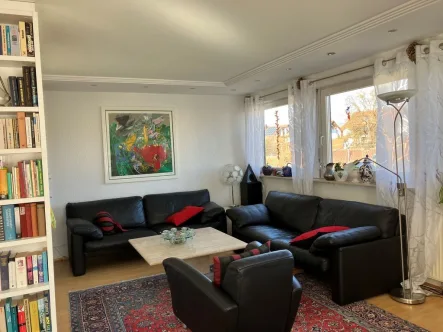 Wohnen - Wohnung mieten in Erdmannhausen - Maisonette-Wohnung   -  sehr hochwertige Ausstattung