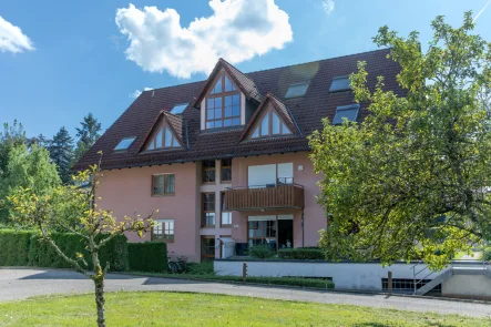  - Wohnung kaufen in Oberharmersbach - Wohnen wo andere Urlaub machen - Attraktive 4-Zi.-Maisonettewohnung mit 2 Balkonen und TG-Stellplatz